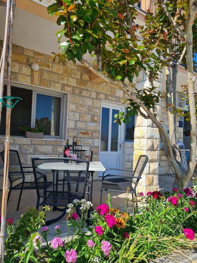Apartman Roza 2 Плоче Екстериор снимка